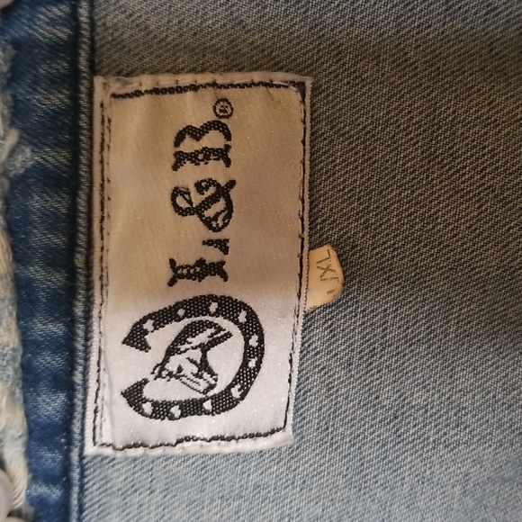 L&B Blue Jean Denim Sleeveless Distressed Vest Jacket Size Large - Picture 4 of 12